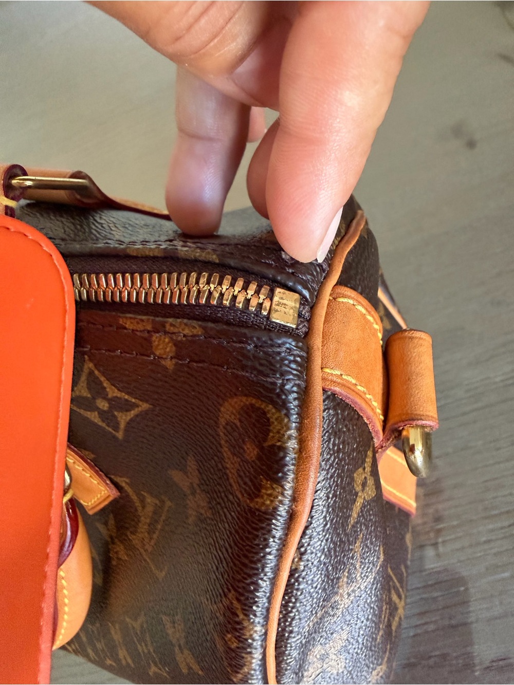 Louis Vuitton Brown Monogram speedy bandouliere 25 - Picture 10 of 13